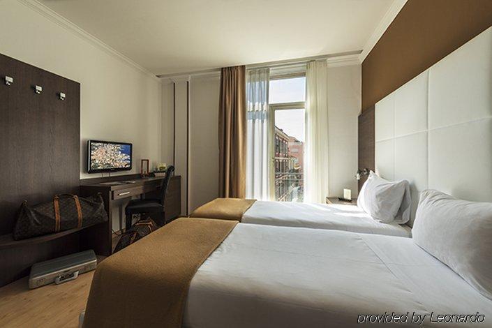 Ambassador-Monaco Hotel Luaran gambar
