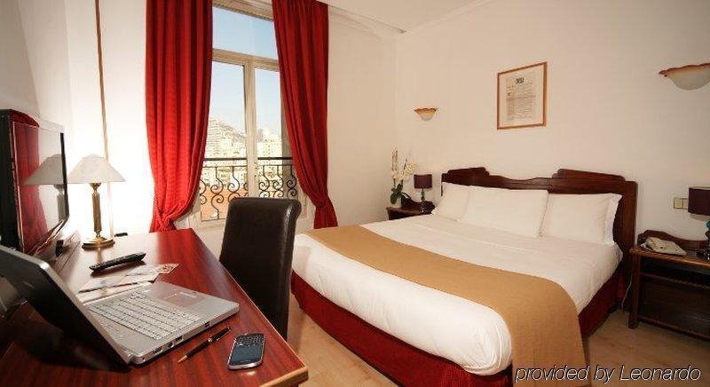 Ambassador-Monaco Hotel Bilik gambar