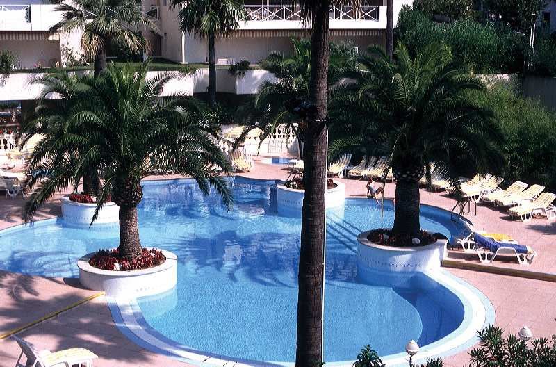 Ambassador-Monaco Hotel Luaran gambar