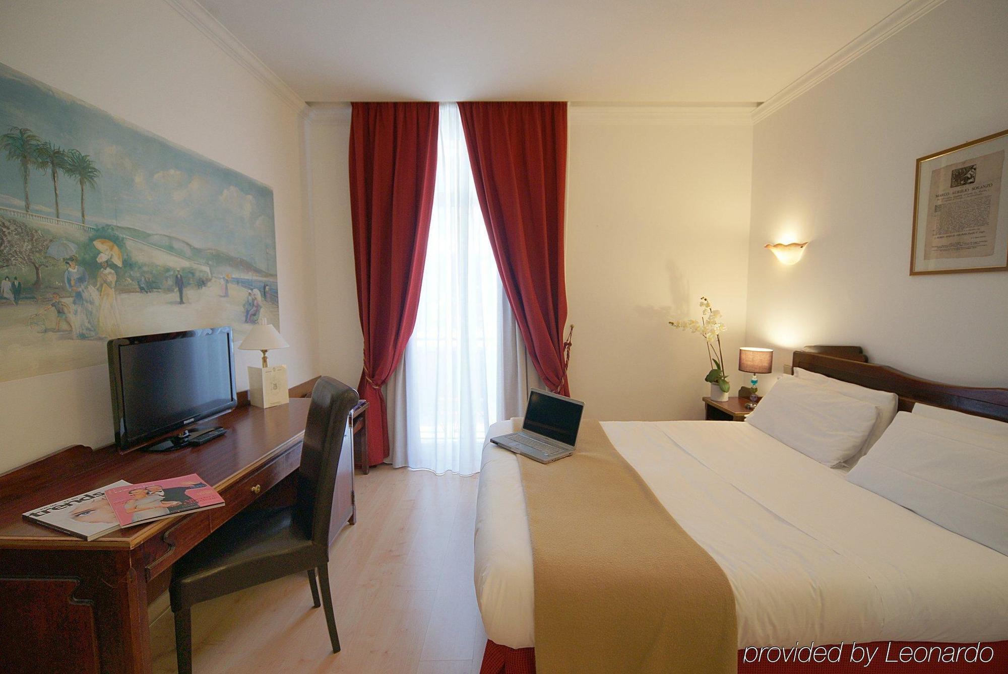 Ambassador-Monaco Hotel Bilik gambar